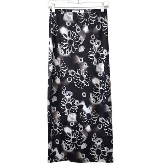 Vintage Y2K Xhilaration Floral Maxi Skirt | Medium Black and White - Picture 1 of 5